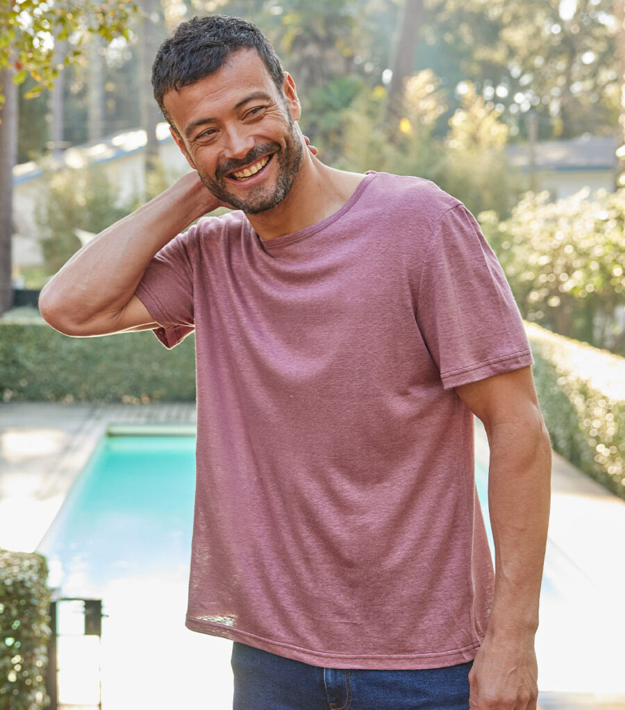 Nordala T-shirt Homme Lin Rose – Timeless Men’s Linen T-shirt in Soft Pink - Image 2